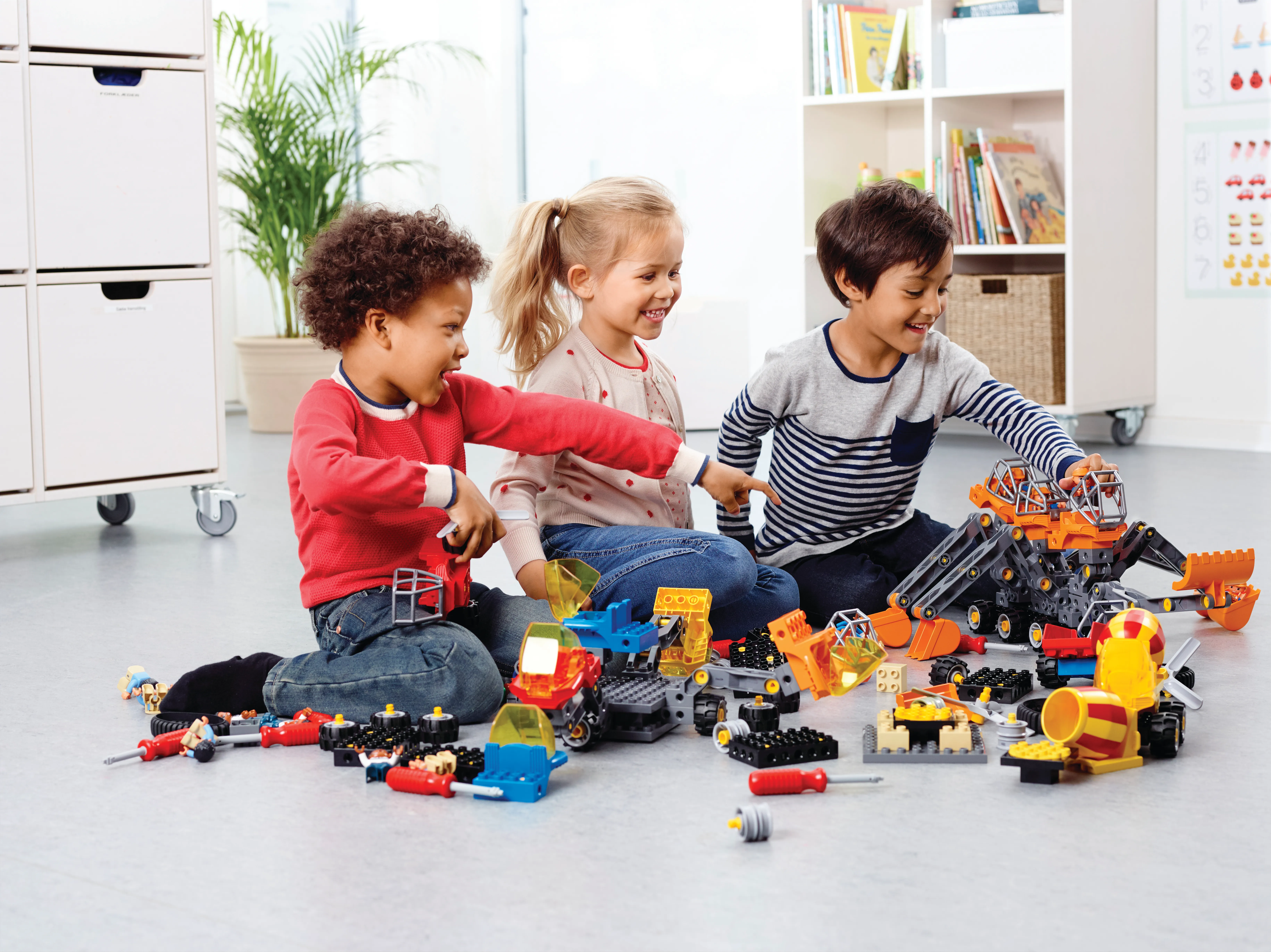 LEGO® Education Tech Machines Set 95 Pieces