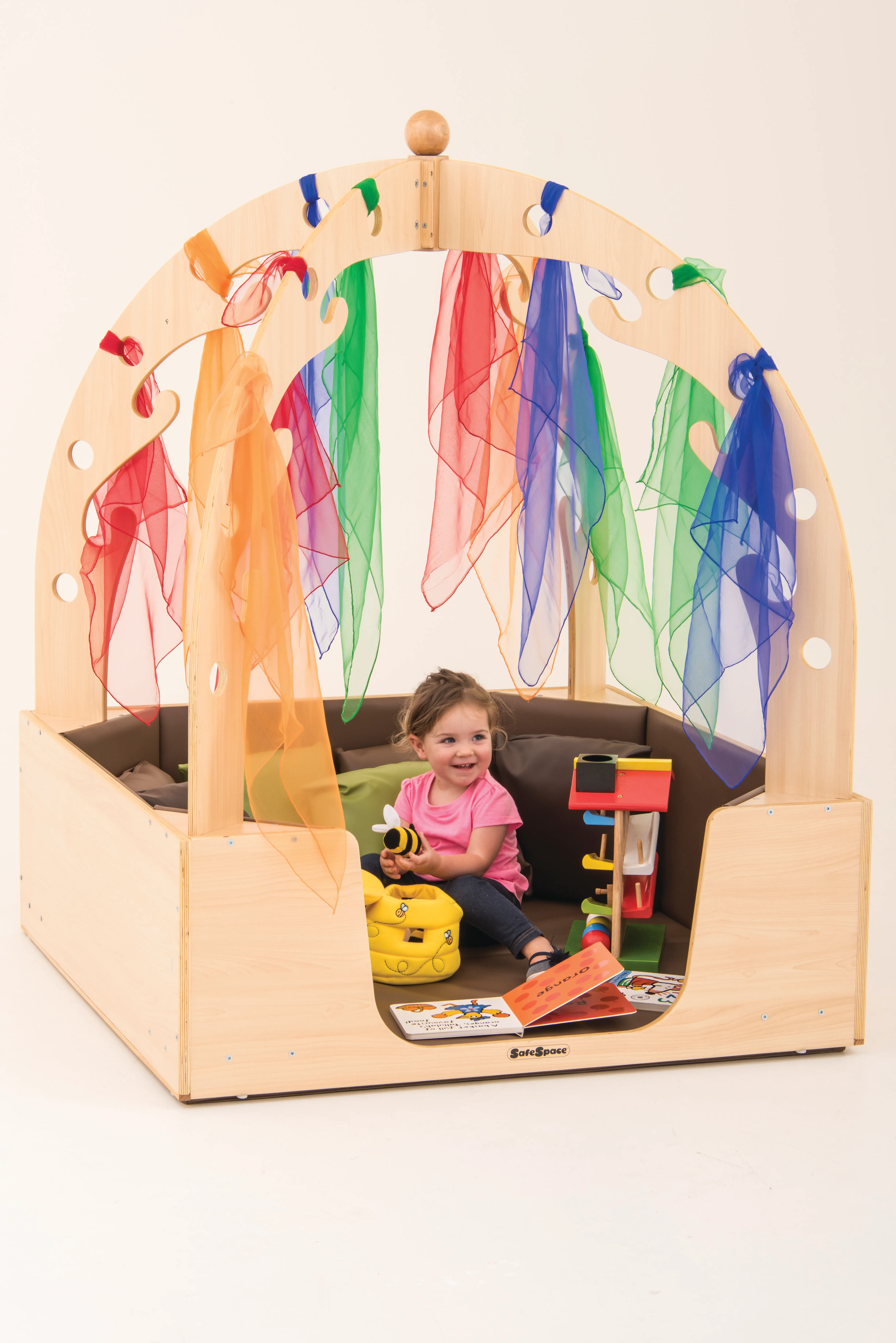 https://media.teaching.com.au/uploads/sst3101m/zoom/sst3101m_safespace-cozy-nook_v1_1.webp